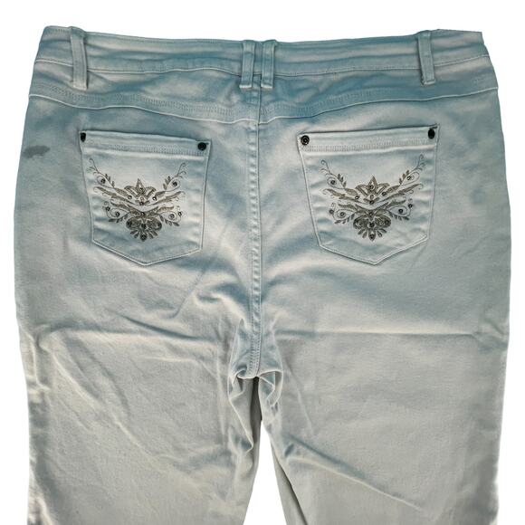 Faded Glory High Rise Capri Cropped White Denim Jeans 20W Embroidered Pockets - Picture 4 of 14